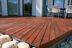 5 Ways Deck Staining Prolongs the Life of Your Deck